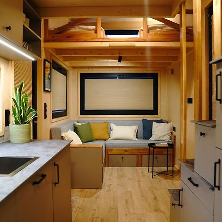 Chalepe 20 Komfortowe Domki "Tiny House" Chałupy Exteriér fotografie